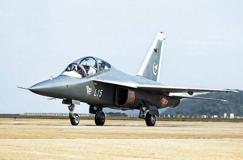 中国最强战机亮相!战斗力飙升5倍?俄专家罕见