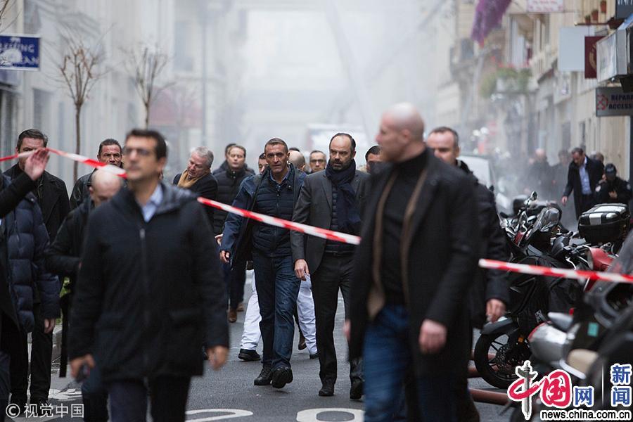 巴黎爆炸已致2死47伤 法国总理视察现场