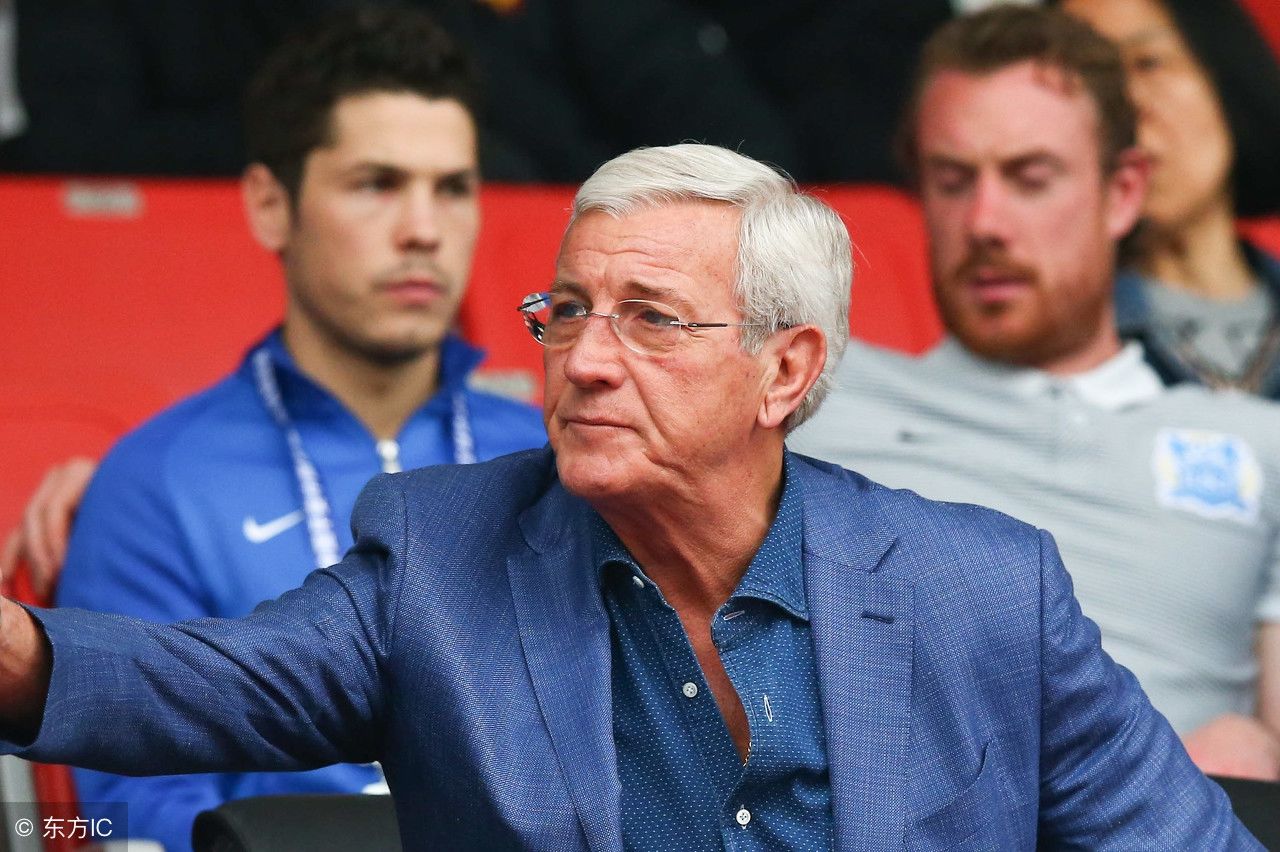 差10倍!克林斯曼200万任日男足主帅,某国足主