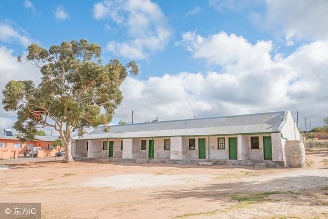 碧桂园倒塌的背后房地产杠杆的倾斜!