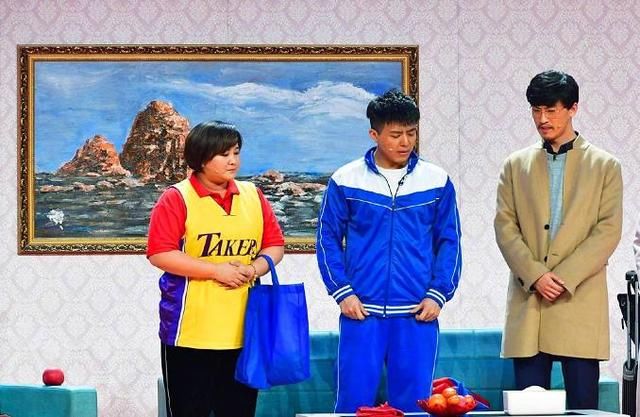 春晚贾玲上身湖人队Takers球衣是个什么梗