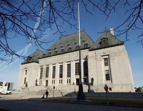 华人男子离婚后担保小三移民加拿大,结果害得