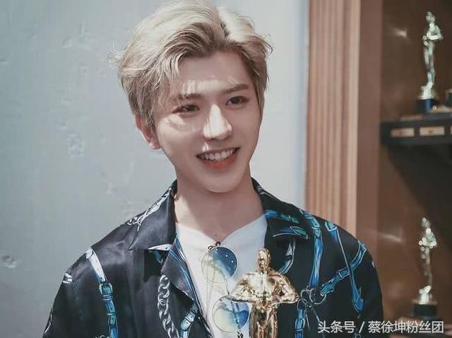 大初恋男孩,堵上我仅有的五包辣条,你只认识蔡