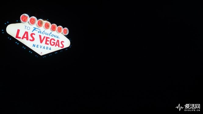 画质鲜明好色彩 海量内容 索尼X8500F令人眼