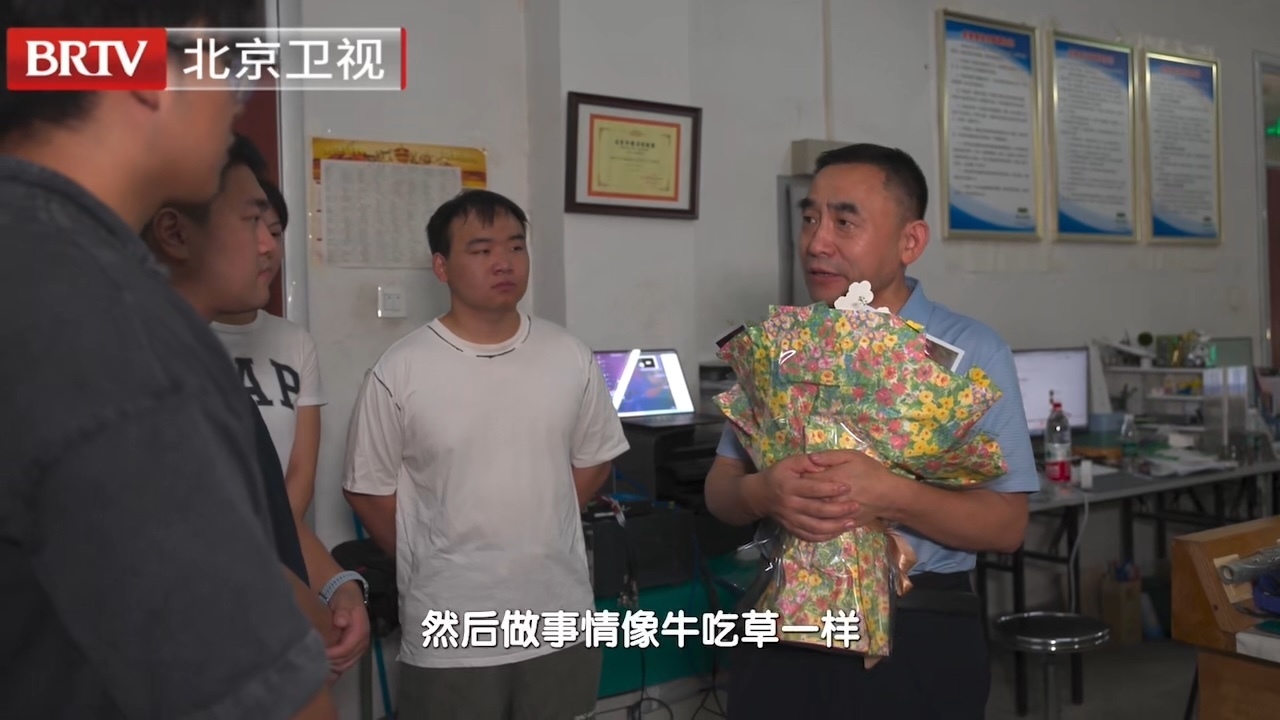 王仪明给研究生的“开学第一课”：踏实做事，心怀感恩