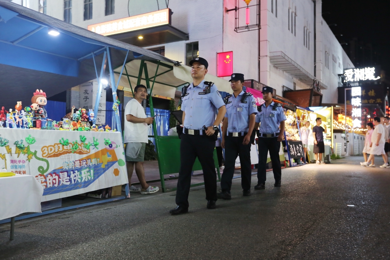 平安夏夜|通州警方持续开展夏夜巡防清整专项行动