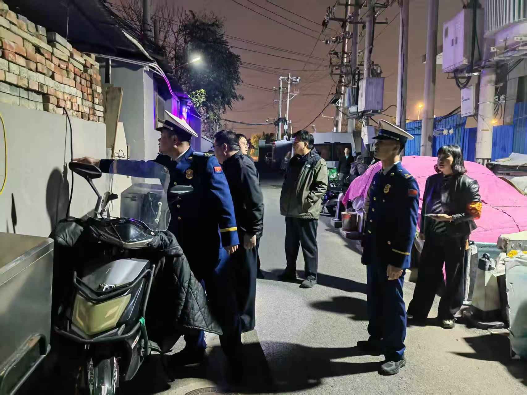 消防+属地联动丰台集中夜查紧盯夜间火灾风险
