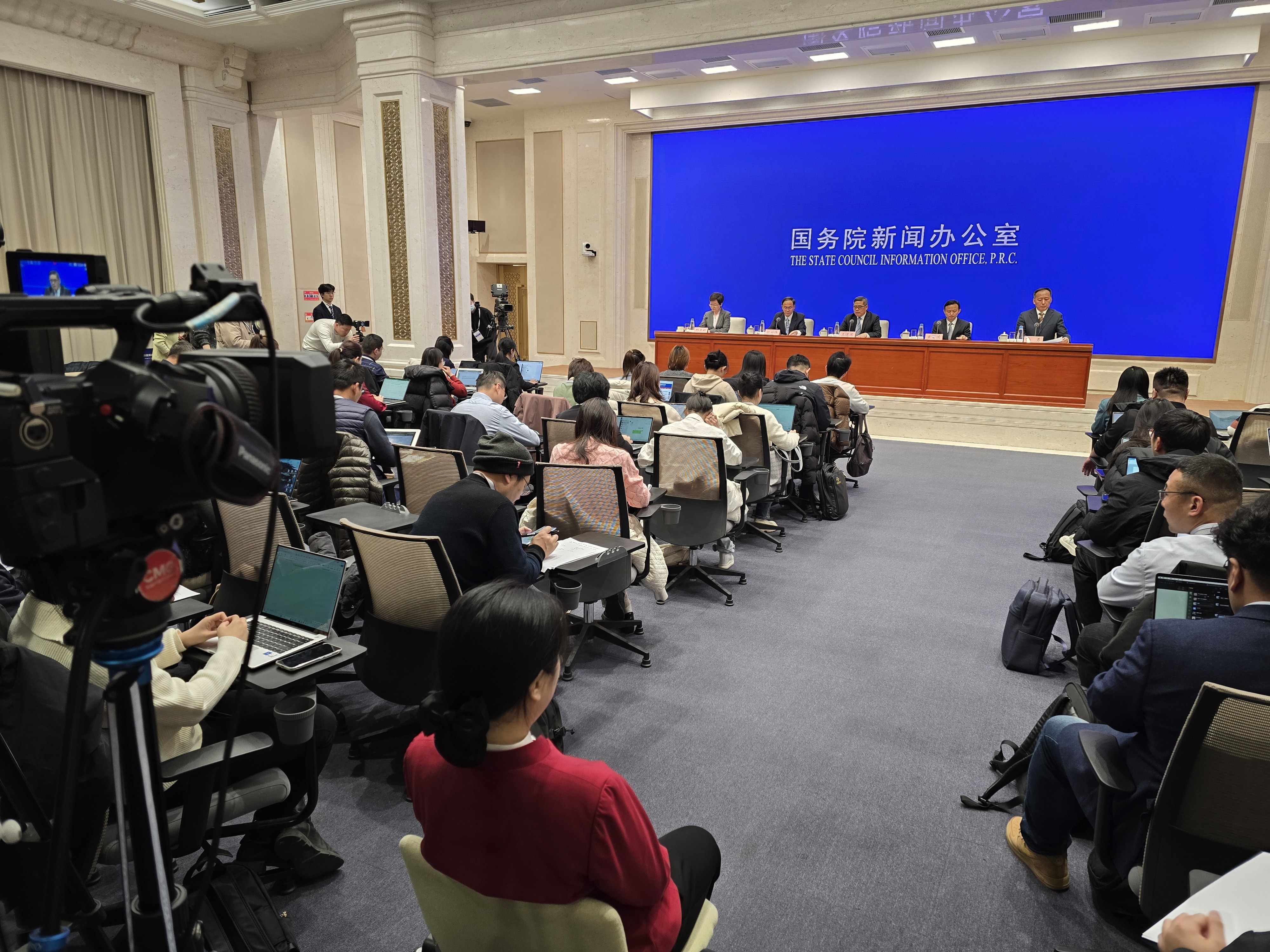 南水北调东中线一期工程累计调水超767亿立方米,惠及1.85亿人 南水北调东中线一期工程累计调水超767亿立方米,惠及1.85亿人