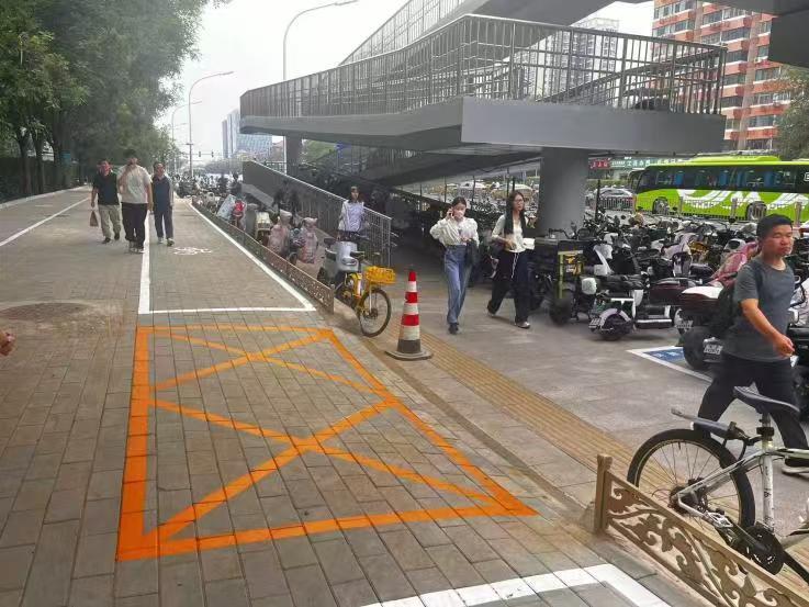 八角游乐园地铁站封站后将迎首个工作日,石景山区发布交通指引 八角游乐园地铁站封站后将迎首个工作日,石景山区发布交通指引