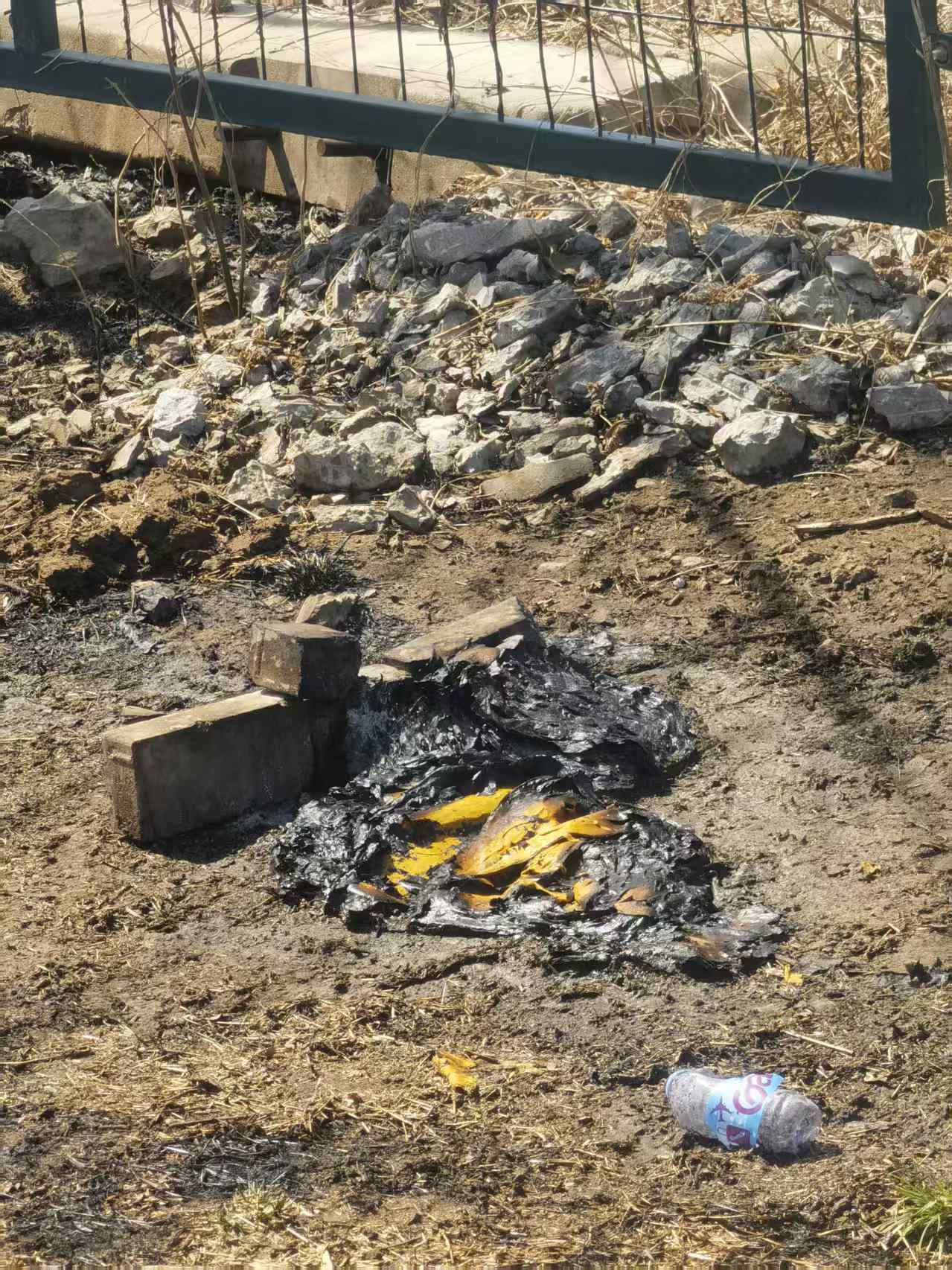 通州区多起烧纸祭祀和焚烧树叶行为被处罚