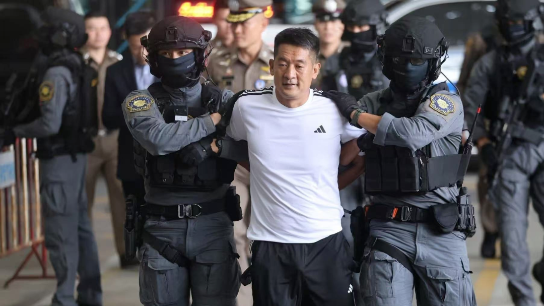 柬埔寨籍华人佘智江,被引渡回中国 柬埔寨籍华人佘智江,被引渡回中国