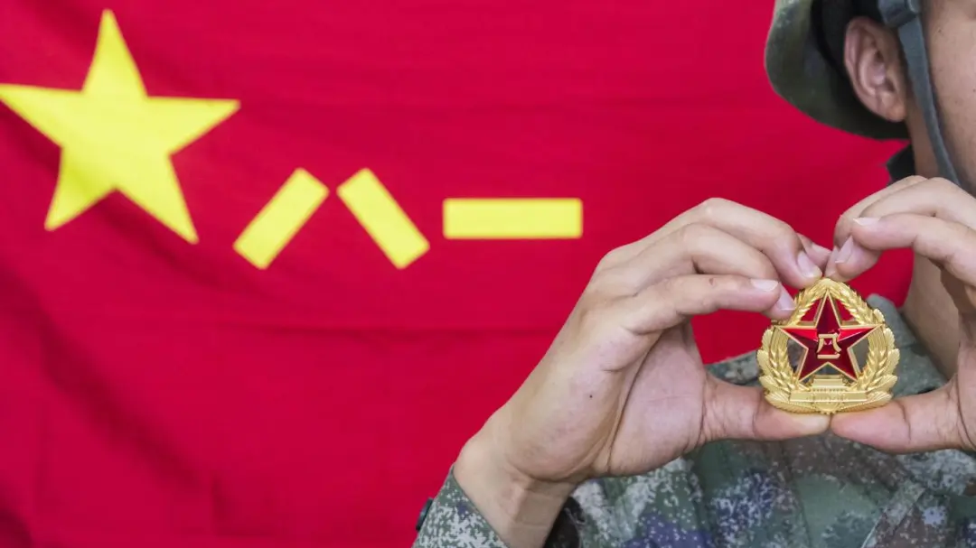 喜迎“八一”,全军各部队开展丰富多彩的庆祝活动! 喜迎“八一”,全军各部队开展丰富多彩的庆祝活动!