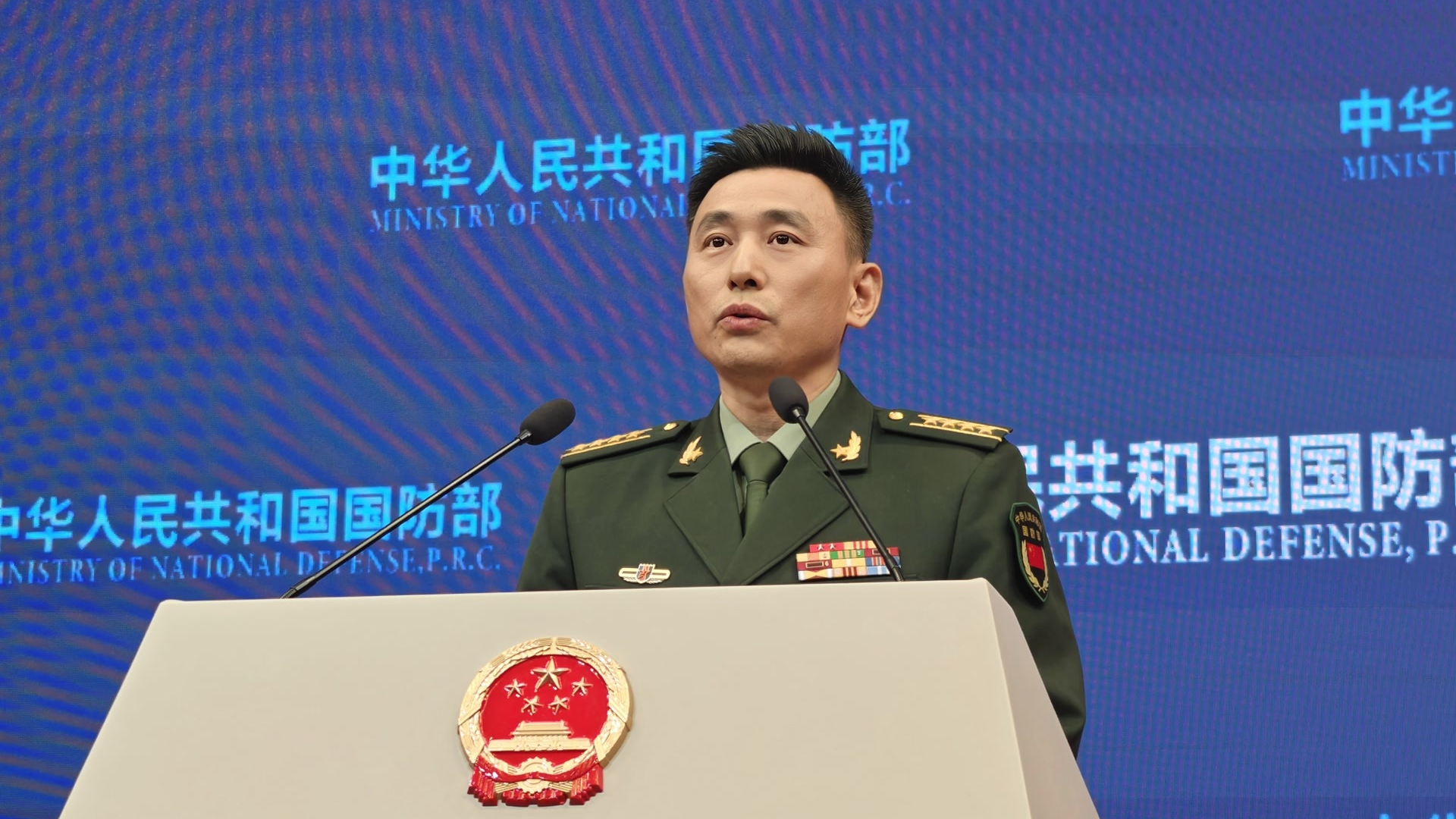 海军将迎来首艘核动力航母?国防部回应 海军将迎来首艘核动力航母?国防部回应