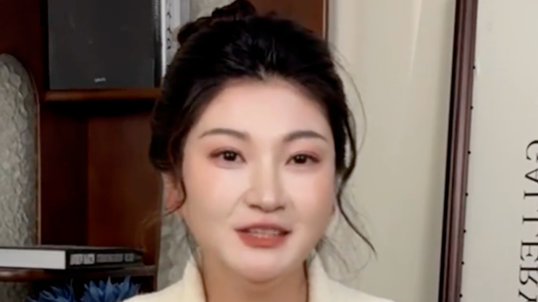 王暖暖，确定解约