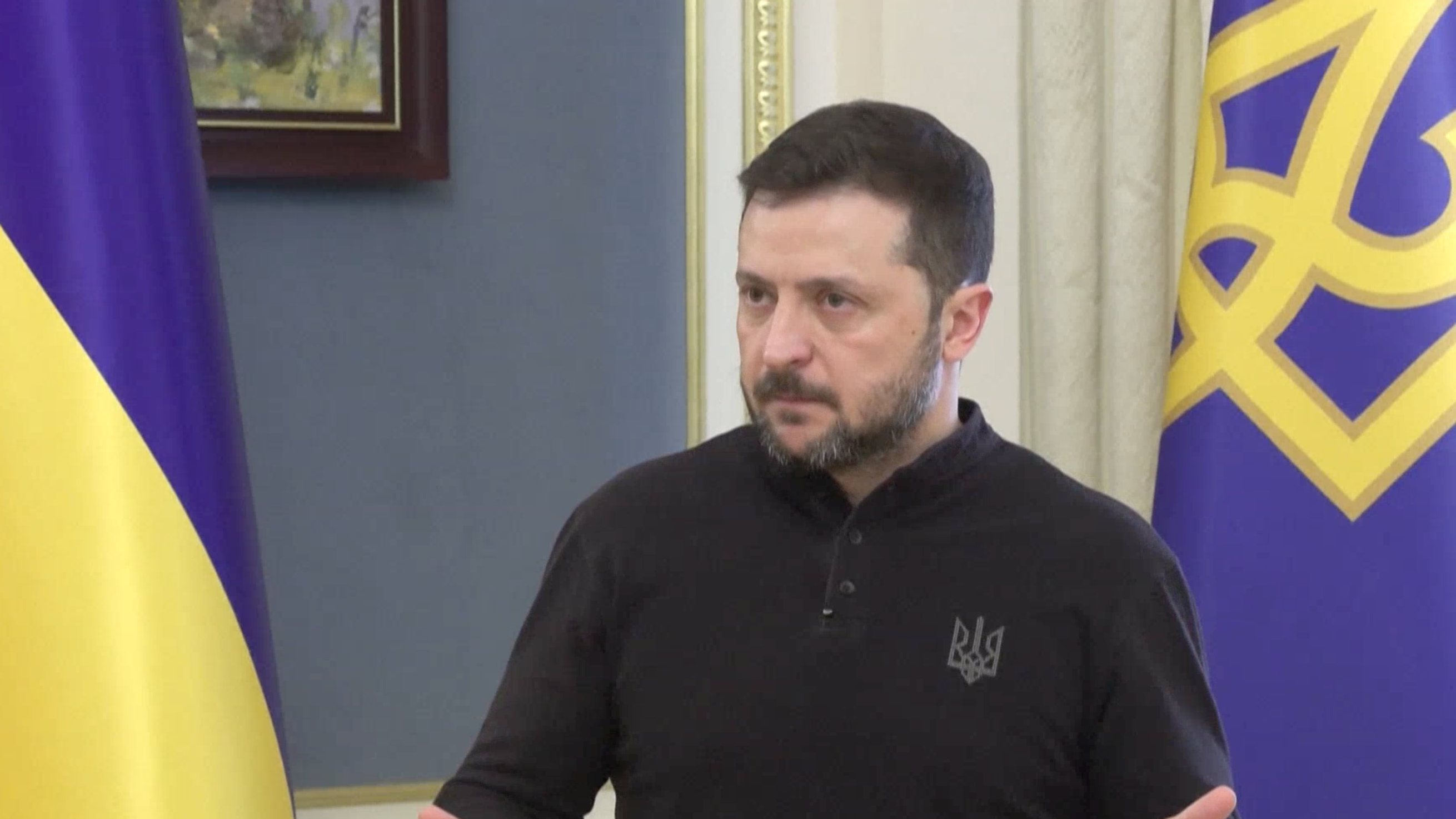 泽连斯基拒绝美国“矿产换援助”协议：不会“出卖国家”