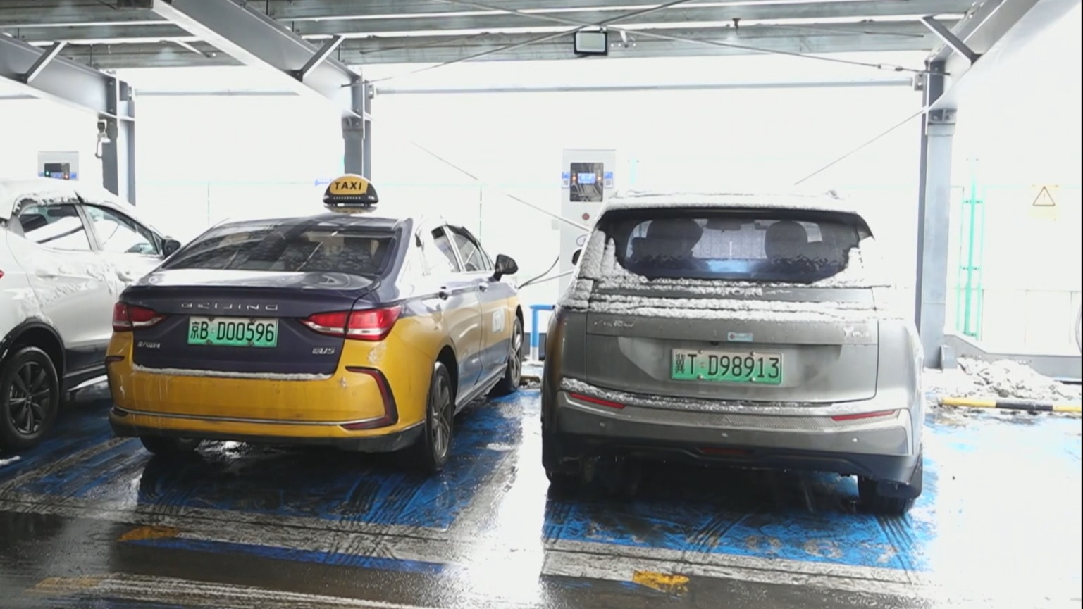 北京市超级充电站统一标识亮相