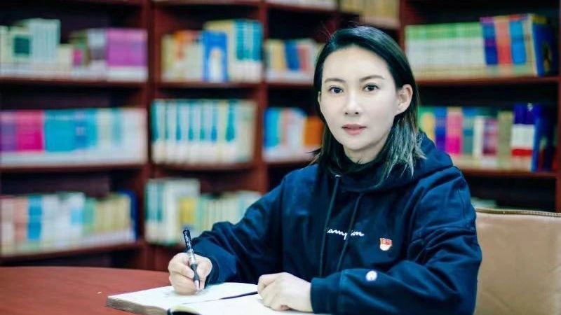 实干争先年丨【快干之星】拼搏进取矢志不渝,立德树人初心不改 实干争先年丨【快干之星】拼搏进取矢志不渝,立德树人初心不改