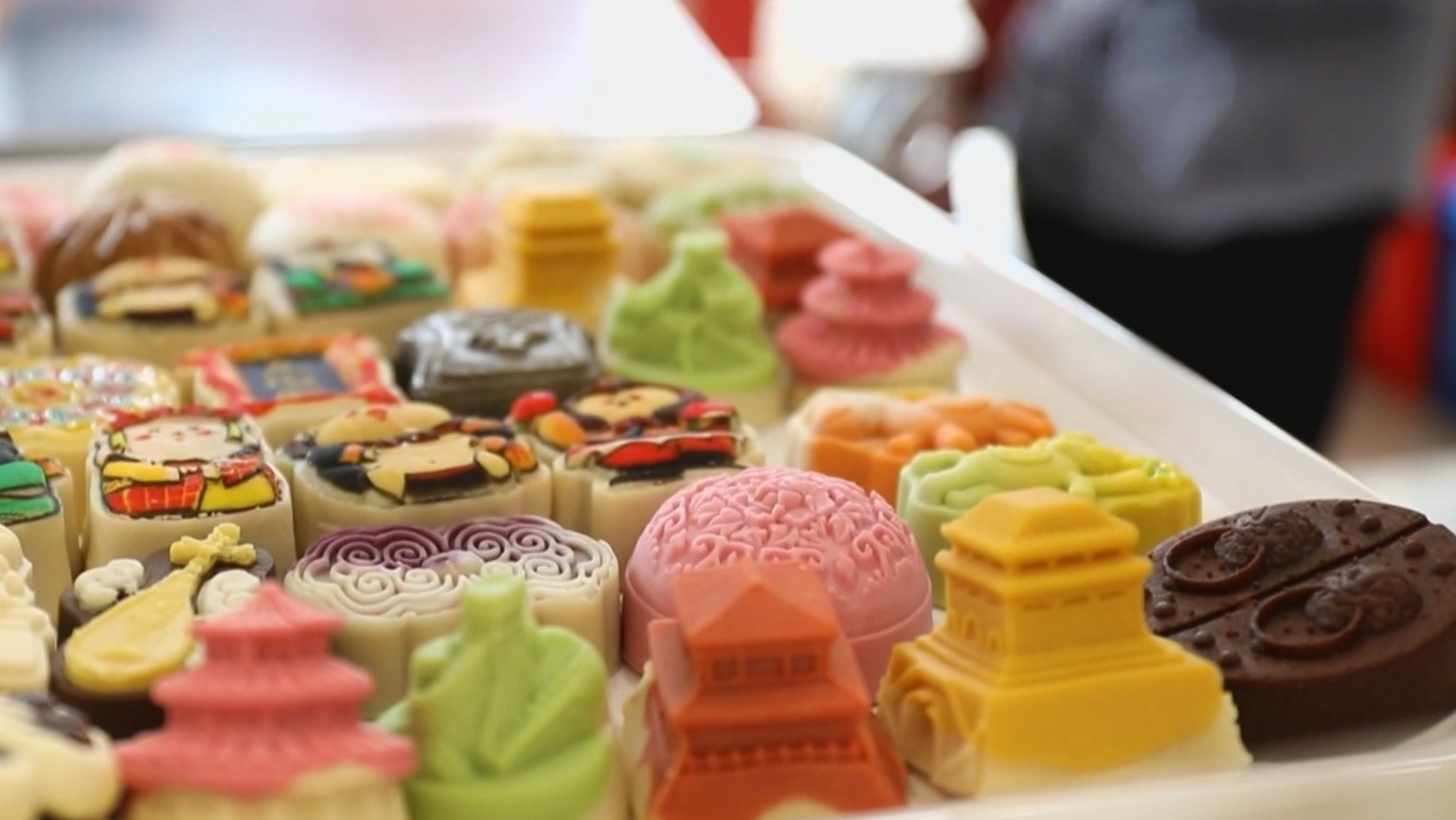 一季度市场总消费额同比增长百分之二点四 北京消费市场稳步向好