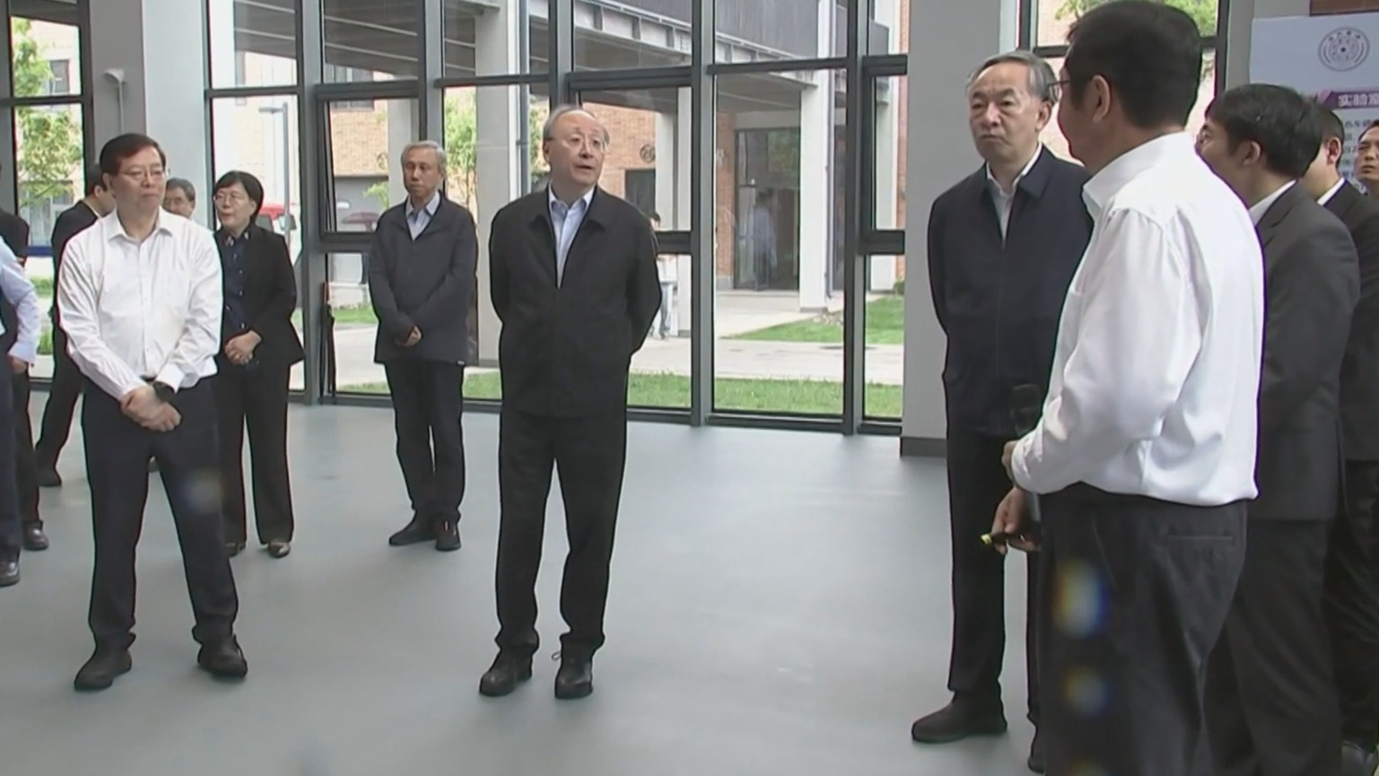 尹力到昌平区调研时强调 统筹推进教育科技人才一体发展 形成推动高质量发展的倍增效应