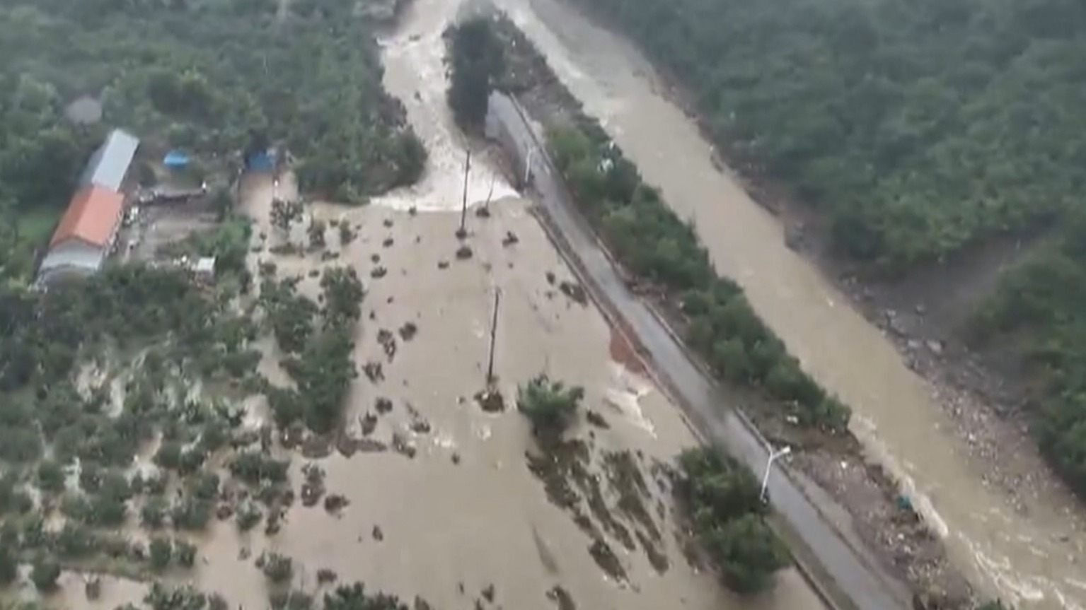 风雨最前线丨强降雨已持续147小时 密云极端天气历史罕见 破坏性极大