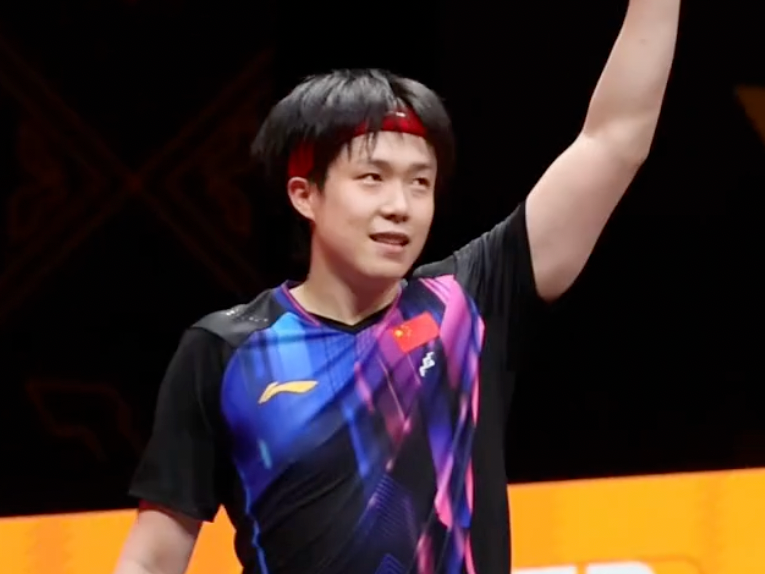 王楚钦连扳三局逆转松岛辉空 露出久违的笑容