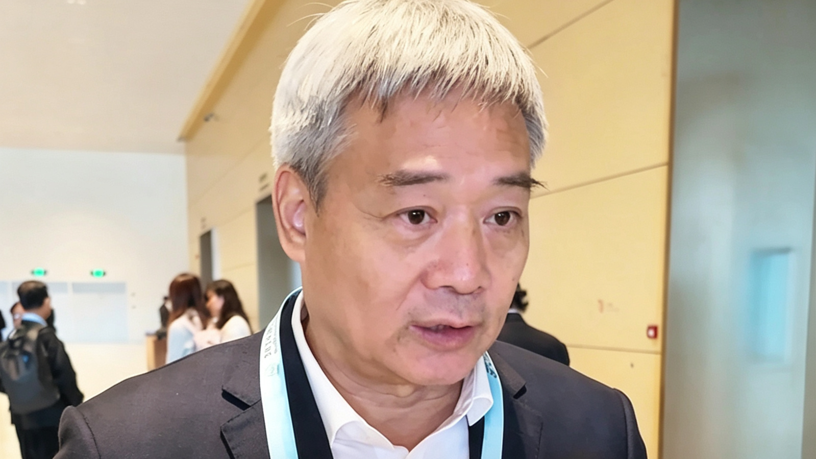 宋兆普：坚定信心 推动中医走向世界