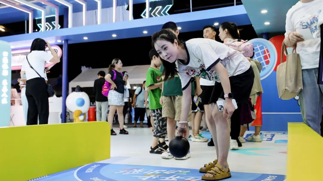 融入“大体育” 北京体彩盛大亮相“第六届8•8北京体育消费节”