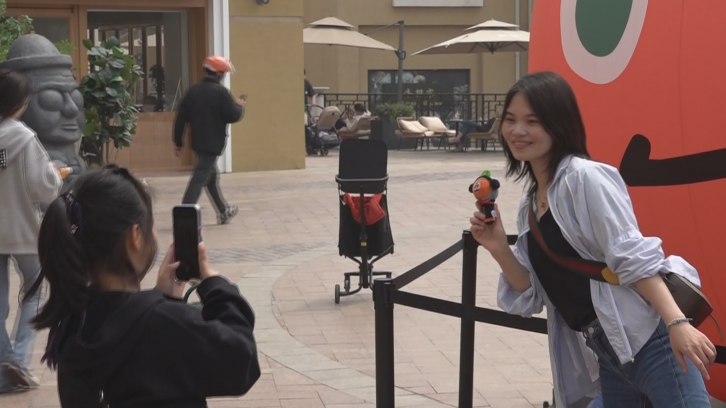 光影赋能城市消费 小票根激活百姓烟火