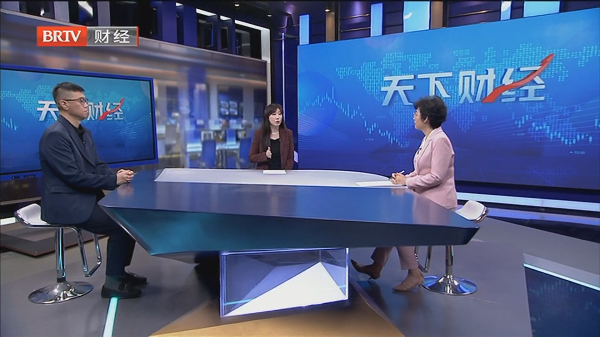 《天下财经》20260601六月开局全线下跌 释放什么信号? 《天下财经》20260601六月开局全线下跌 释放什么信号?