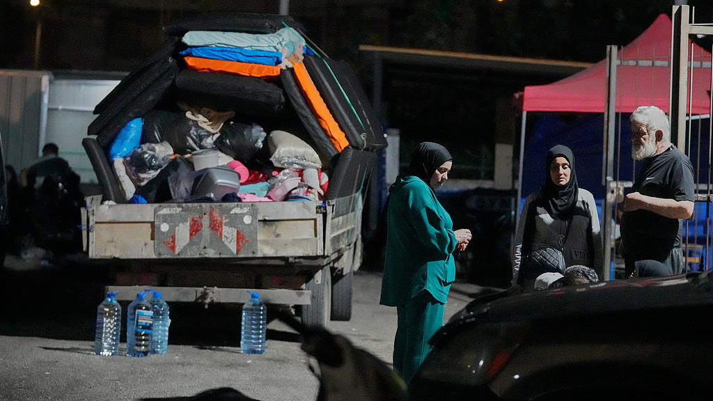 黎巴嫩媒体称黎南部停火后仍遭炮击 黎巴嫩媒体称黎南部停火后仍遭炮击