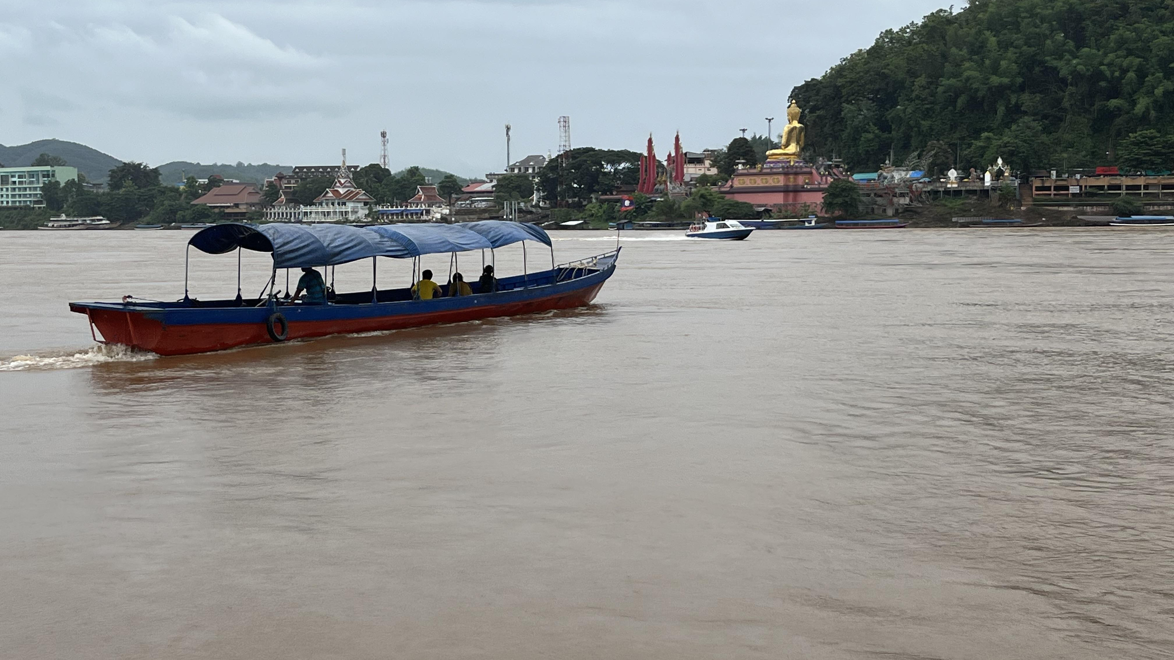 公安机关侦破缅北果敢魏家和刘家犯罪集团专案！详情披露