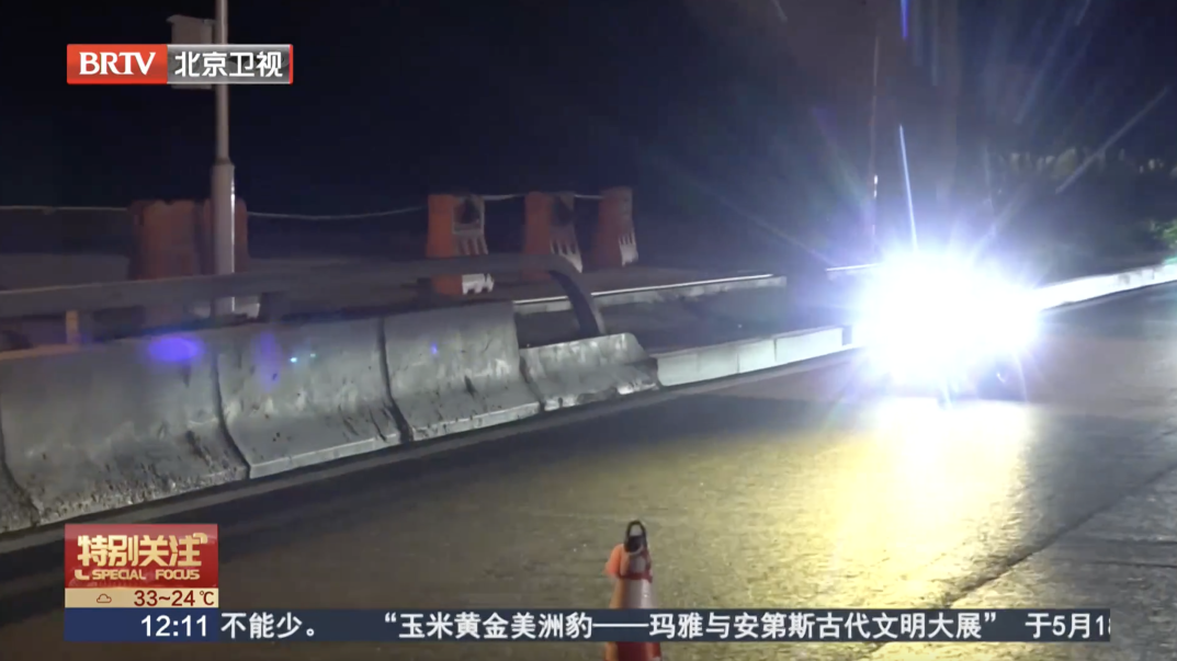 “你犟不过的不是我，是法律！”摩托私加射灯还不服处罚，朝阳民警这番话被全网点赞