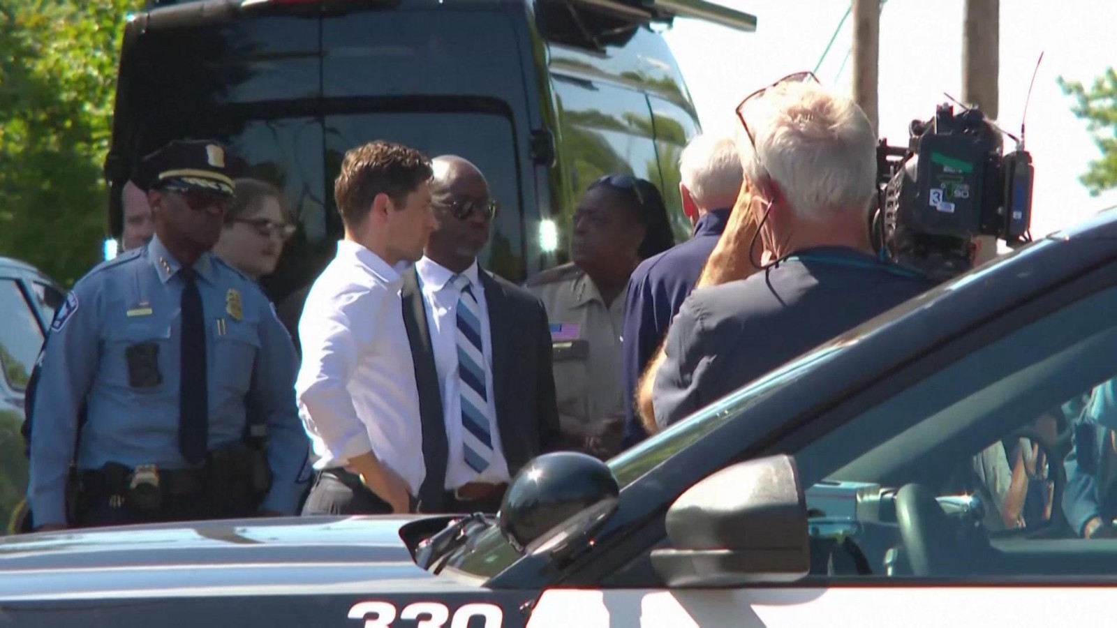 美明尼苏达枪击案枪手信息披露 幸存男孩回忆惊魂一刻 美明尼苏达枪击案枪手信息披露 幸存男孩回忆惊魂一刻