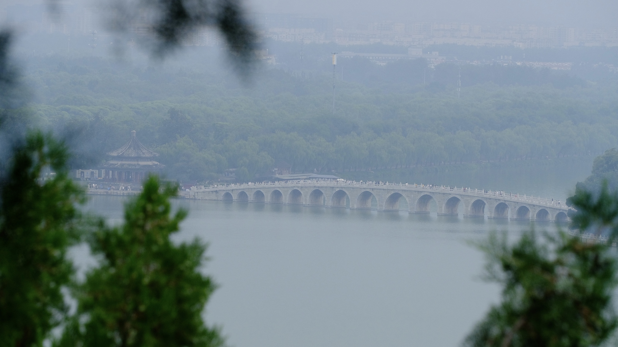 北京多家涉山涉水市属公园临时闭园，包括颐和园、香山公园等
