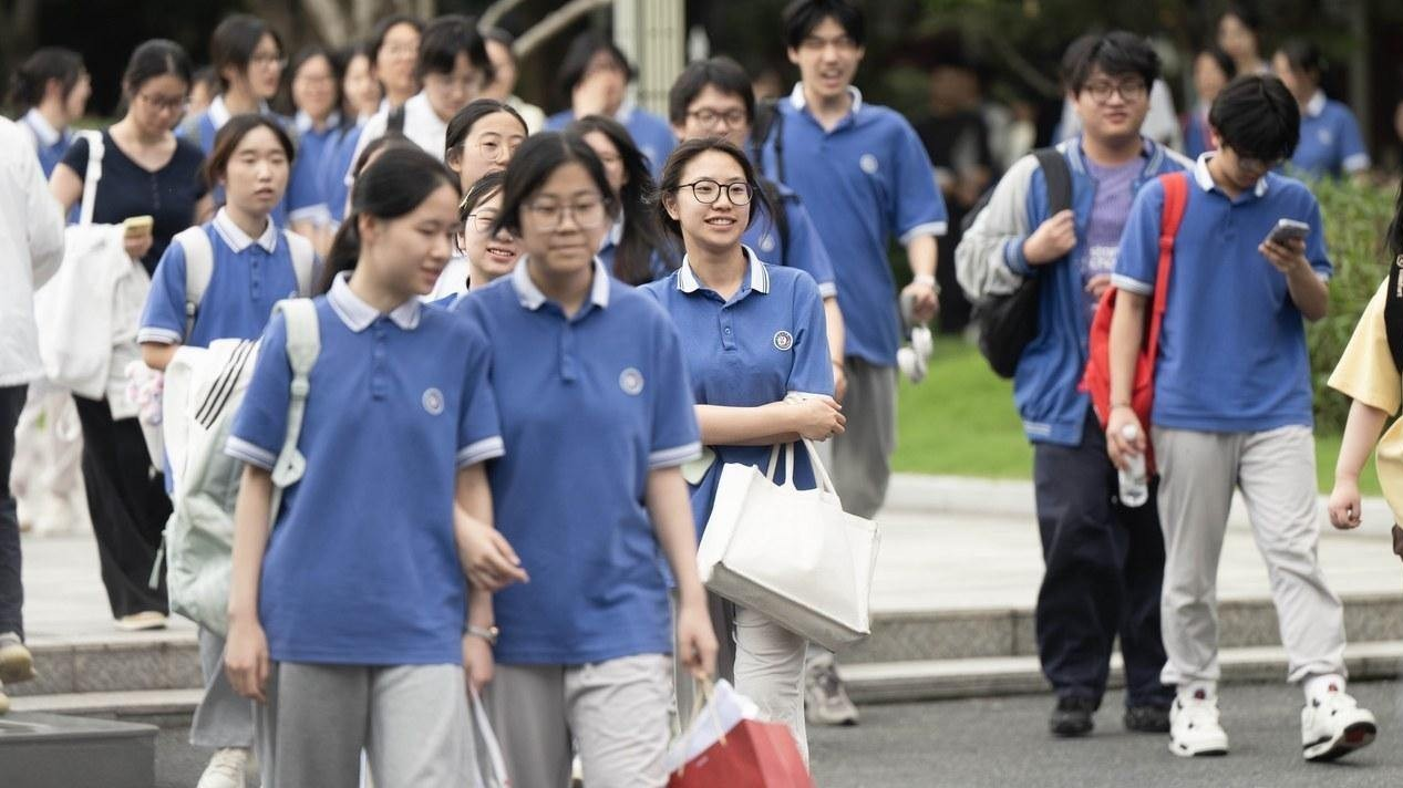 高考接近尾声 多地已公布查分时间 高考接近尾声 多地已公布查分时间