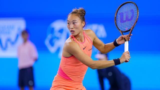 郑钦文憾负萨巴伦卡获武网女单亚军，无碍实现个人突破