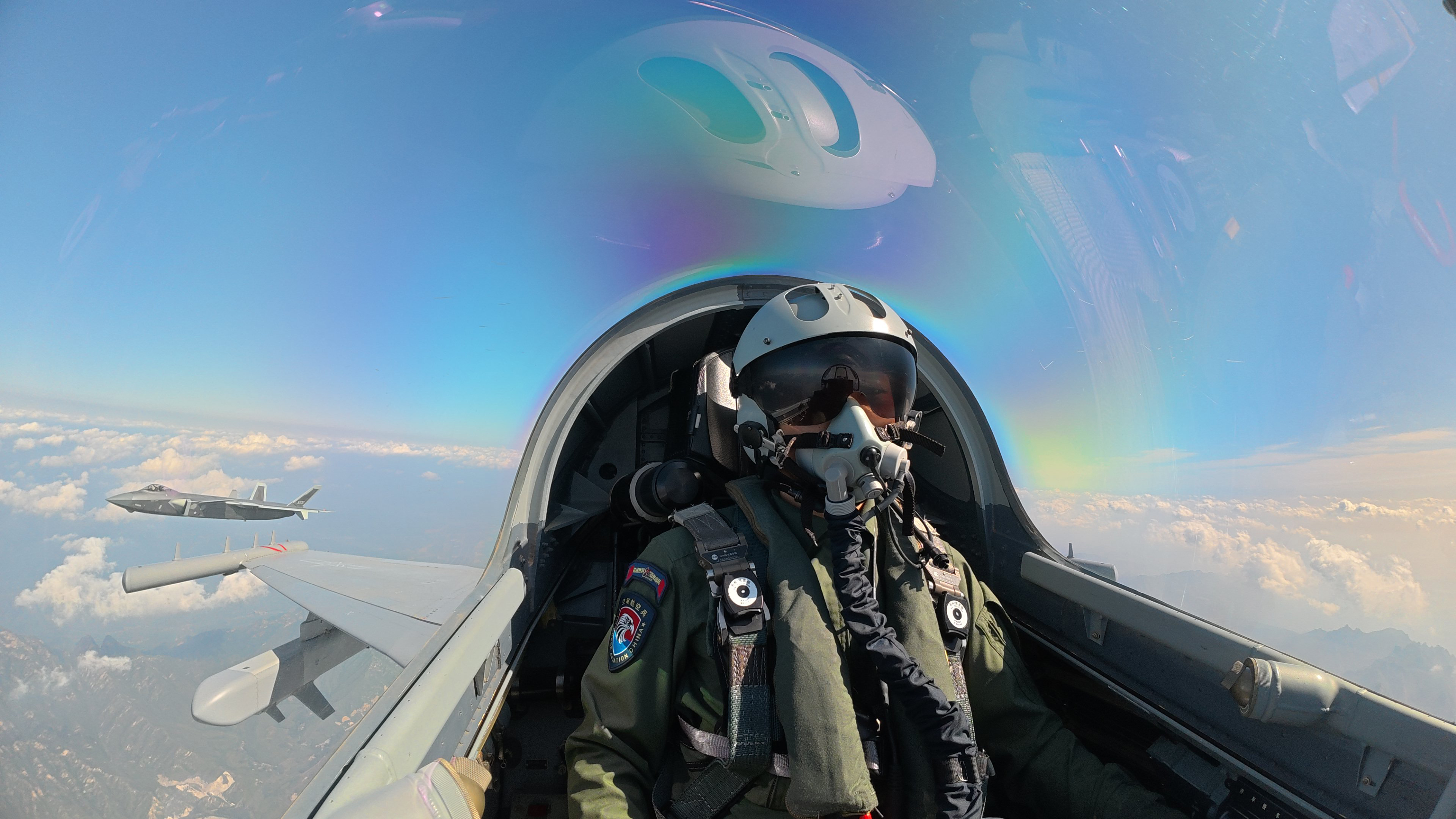 空中梯队如何做到米秒不差 更多阅兵训练画面首次公开 空中梯队如何做到米秒不差 更多阅兵训练画面首次公开