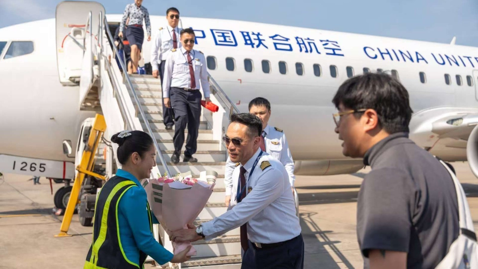 每周四班,中国联合航空开通北京大兴-万象国际航线 每周四班,中国联合航空开通北京大兴-万象国际航线