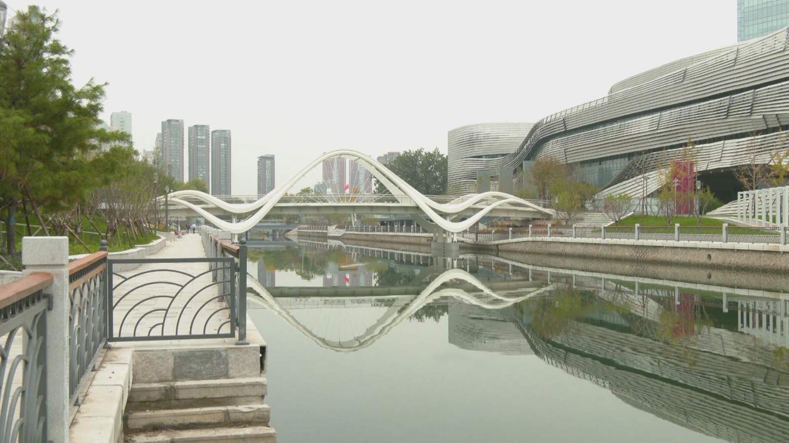 坝河(酒仙桥路至郎园段)滨水空间亮相 朝阳再添生态滨水新地标 坝河(酒仙桥路至郎园段)滨水空间亮相 朝阳再添生态滨水新地标