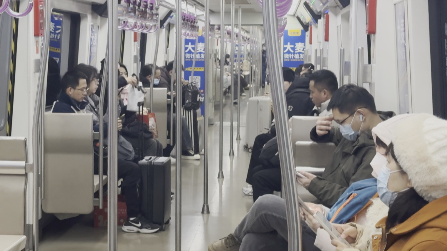 北京将迎返程高峰 多条地铁线延长运营时间 北京将迎返程高峰 多条地铁线延长运营时间