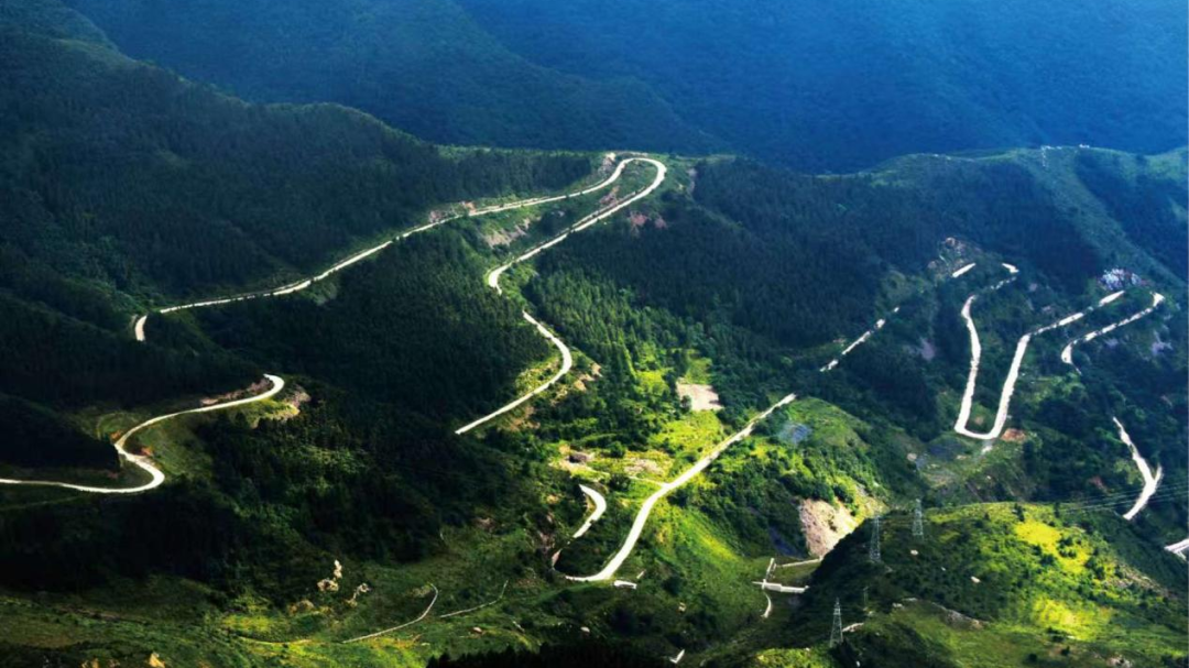 来房山看山|登白草畔,揽星月山河 来房山看山|登白草畔,揽星月山河