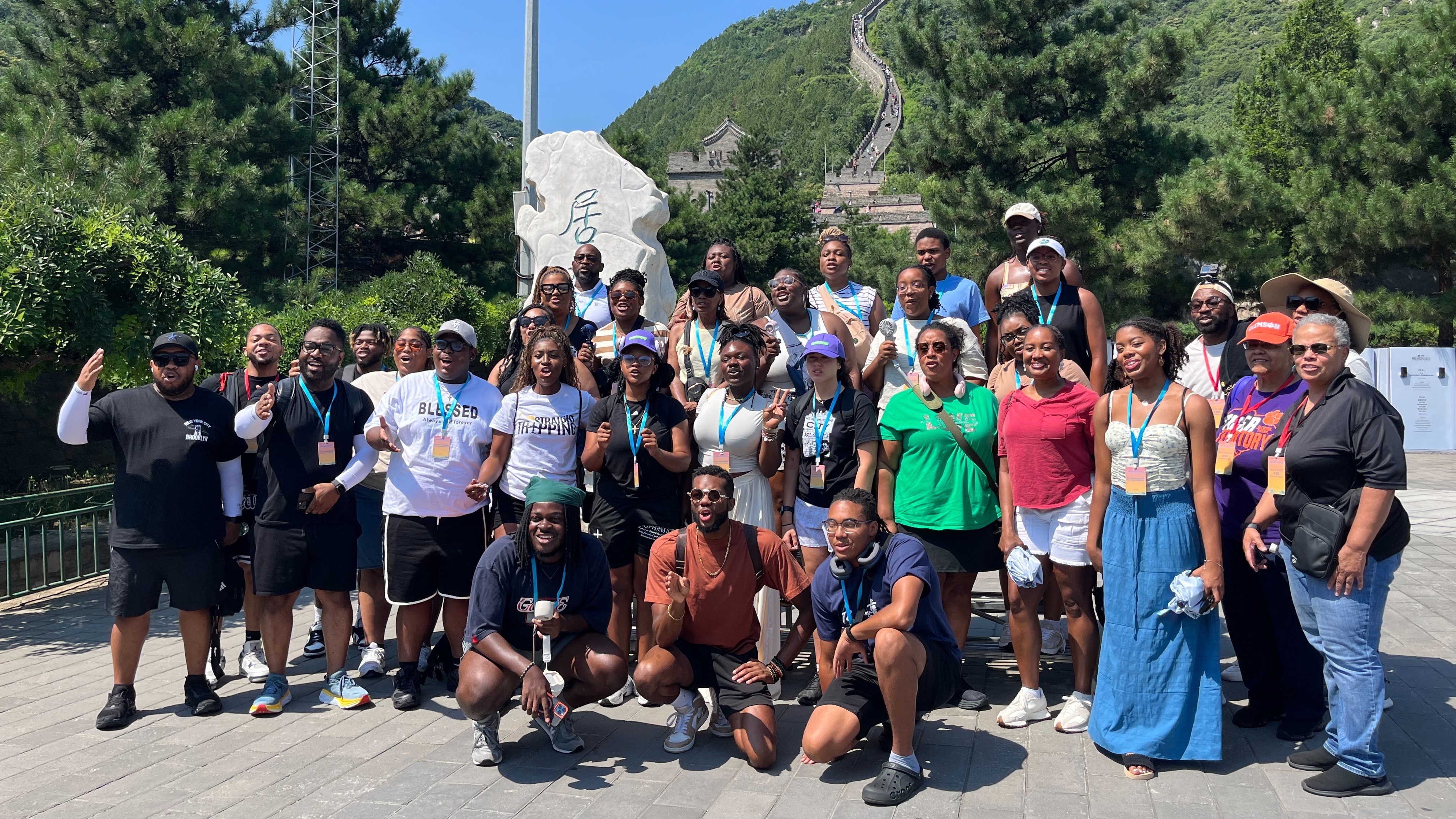 2025年“鼓岭缘”中美青少年合唱周居庸关活动成功举办 2025年“鼓岭缘”中美青少年合唱周居庸关活动成功举办