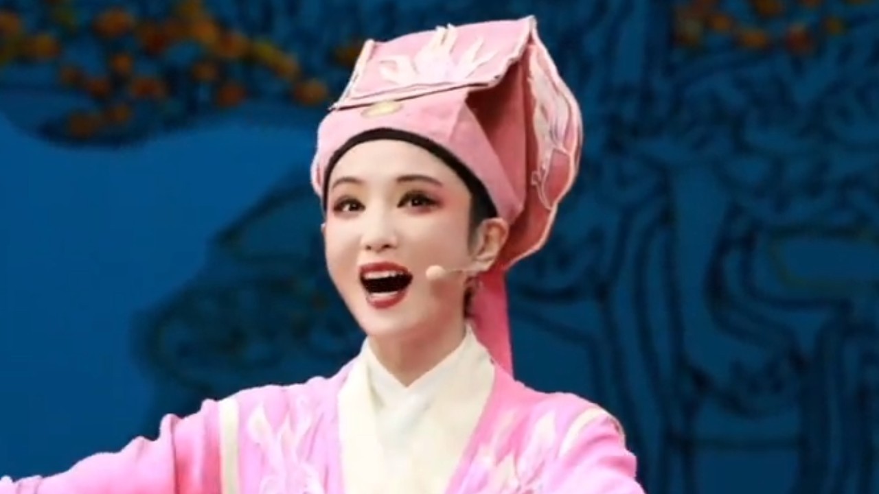 李云霄《梁祝》青春版开演开票即售罄 戏迷应援火爆 宠粉互动暖心 李云霄《梁祝》青春版开演开票即售罄 戏迷应援火爆 宠粉互动暖心