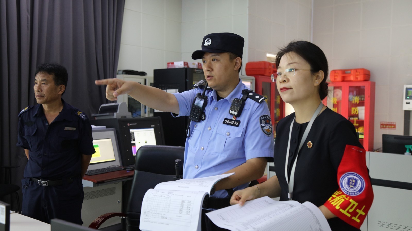 大兴机场分局组建“兴航卫士”队伍 参与群防群治 大兴机场分局组建“兴航卫士”队伍 参与群防群治