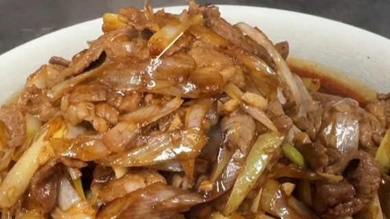 掌门私房菜：葱爆羊肉怎么做才好吃？秘密就在这里