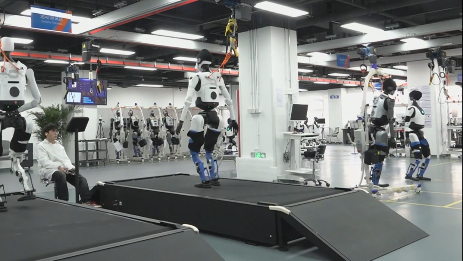 锚定六大领域实施122项细分任务 北京加速培育未来产业 锚定六大领域实施122项细分任务 北京加速培育未来产业