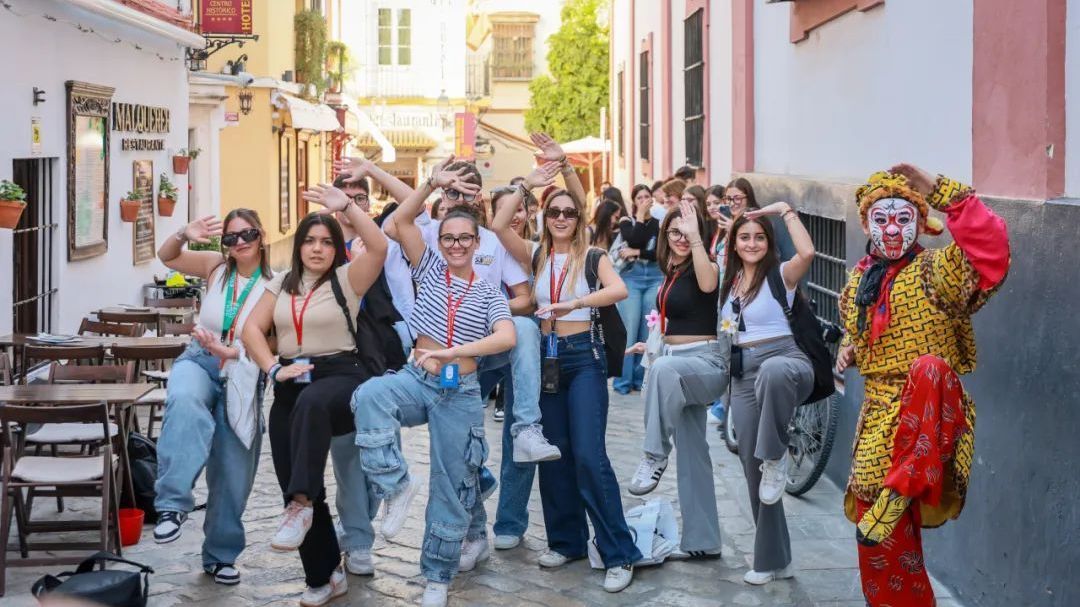 “京剧文化之旅”闪耀TIS旅游创新峰会 打造中西文旅交流盛会