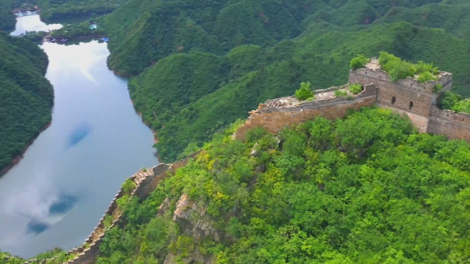 走进北京网红打卡地丨怀柔水长城