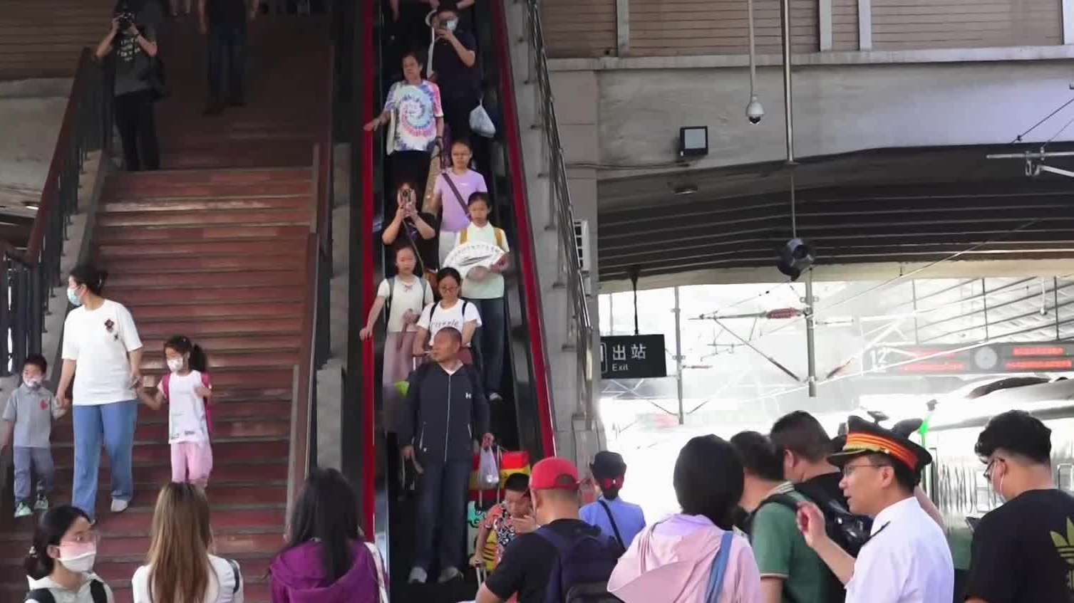 6月15日起旅客可在北京站乘坐京沪高铁列车