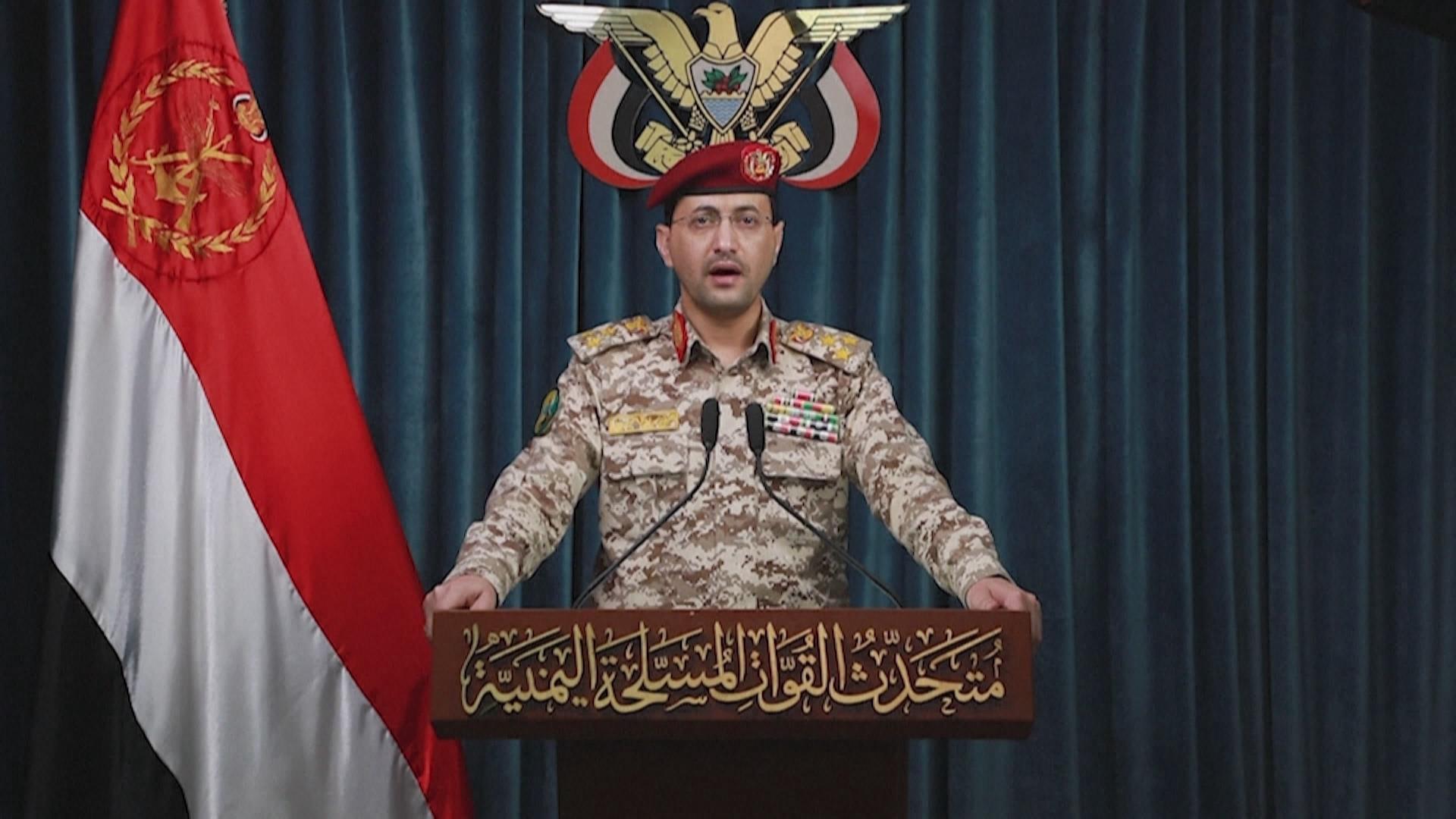 也门胡塞武装发射导弹击中以色列机场 以方誓言“加倍报复” 也门胡塞武装发射导弹击中以色列机场 以方誓言“加倍报复”